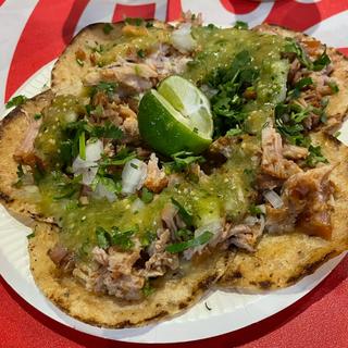 カルニタス(TACOS 3HERMANOS HARAJUKU)