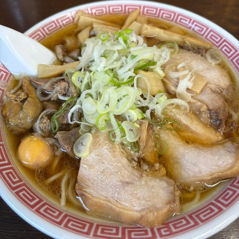 全部のせ 大盛り(中華そば末広)