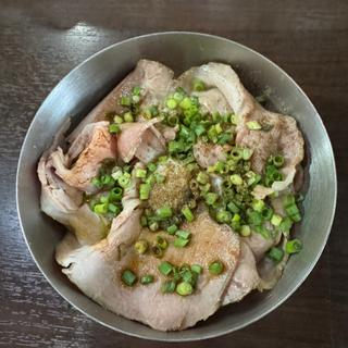 ローストポーク丼