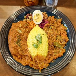あいがけカレー(バターチキンカレー・ラムカレー)