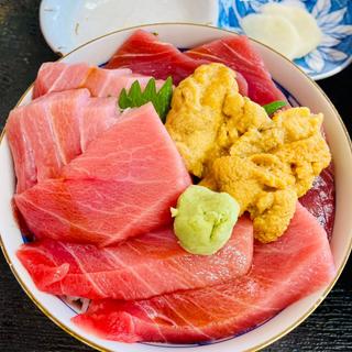 マグロウニ丼
