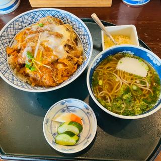 かつ丼麺セット