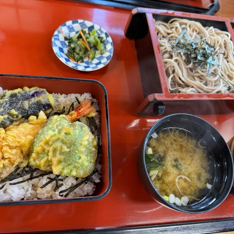 ミニ天重とミニざるそばセット(そば処　金谷 )