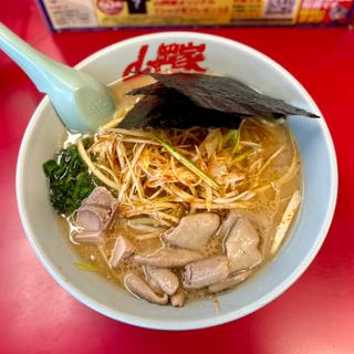 醤油ピリ辛ネギラーメン