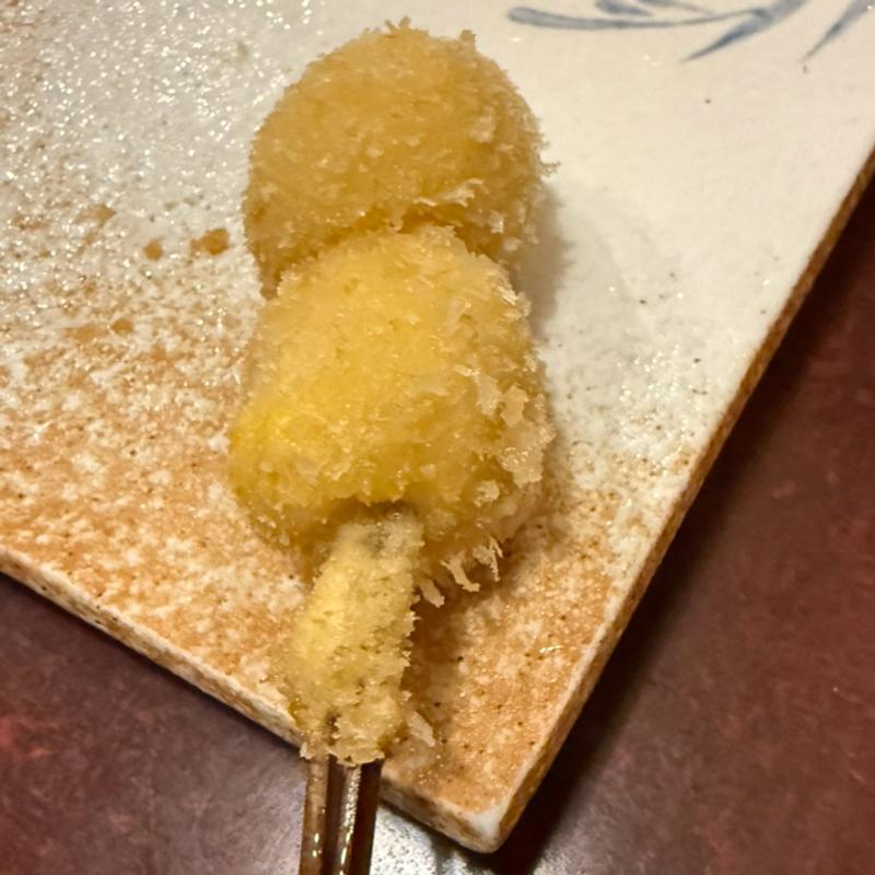 串揚げ　うずらの半熟卵(四季の串揚げかくれん坊)