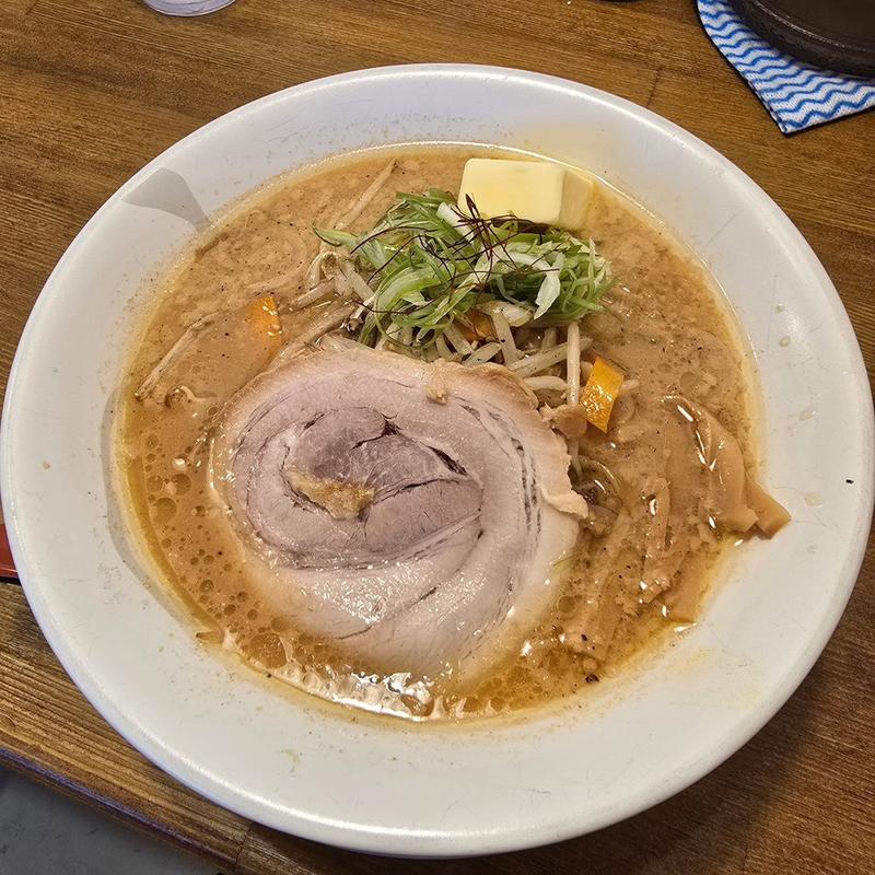 吟醸味噌らぁめん バター(みそらぁめん みそのこまち)