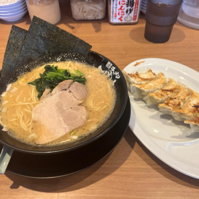 肉汁餃子セット(家系ラーメン一蓮家 垂水店)