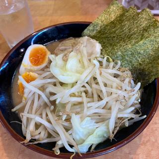 味玉ラーメン(濃厚豚骨ラーメン こく丸)