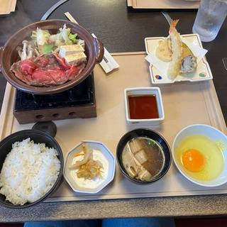土鍋すき焼きと天ぷら定食