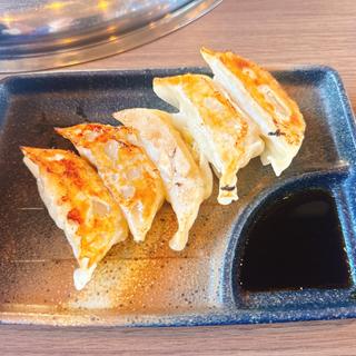 餃子(牛骨白湯ラーメンAzuma)