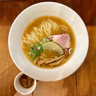 冷やし塩煮干し〜ほうじ茶仕立て〜茄子アチャール付き(限定)