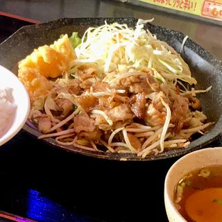 豚肉のみそ炒め定食(小エビ天付き)