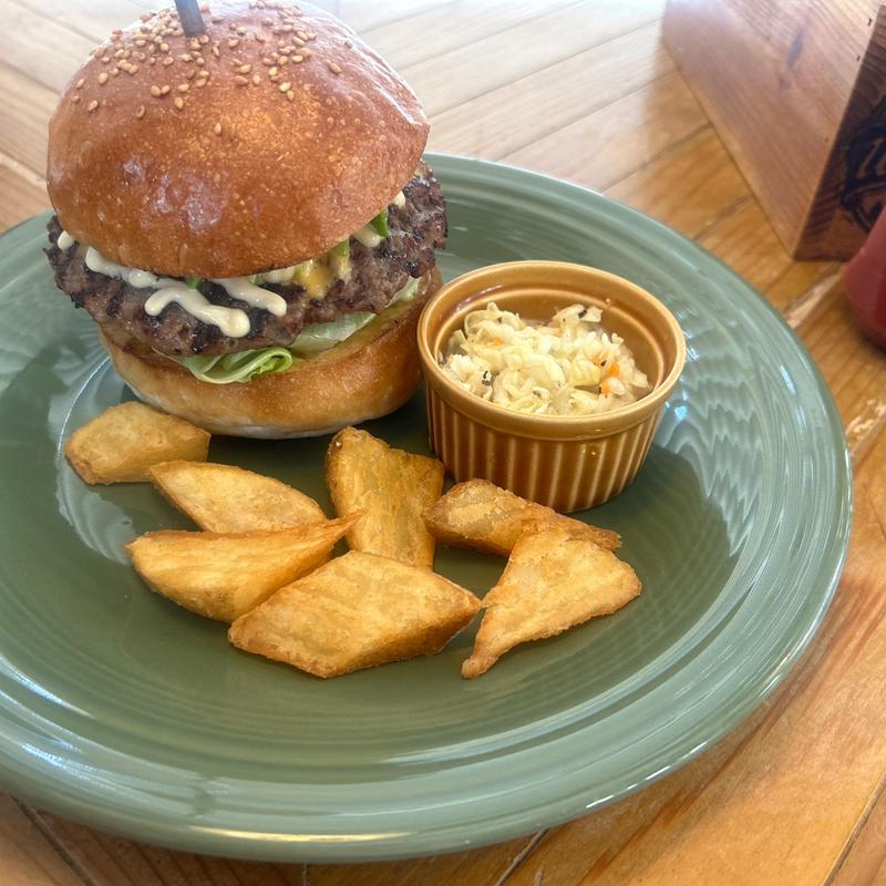 アボカドチーズバーガー(Monks on the Moon)