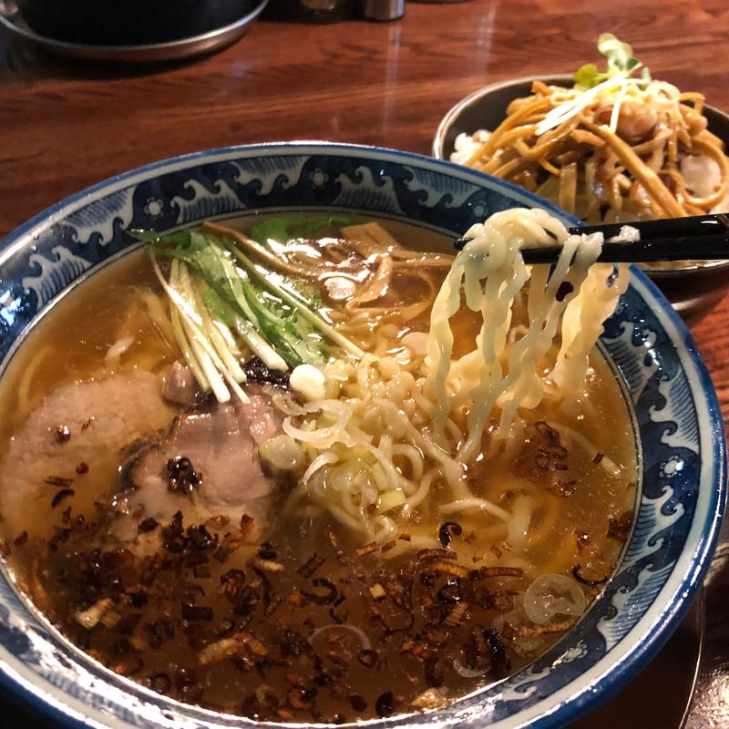 醤油らぁ麺(麺工房 隠國 愛川本店)