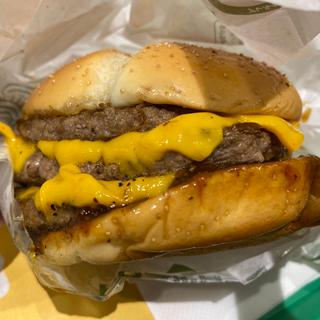炙り醤油風トリプル肉厚ビーフ