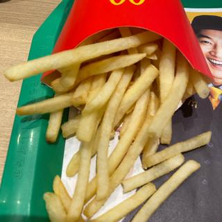 マックフライポテト(マクドナルド 松山三津浜店 （McDonald's）)
