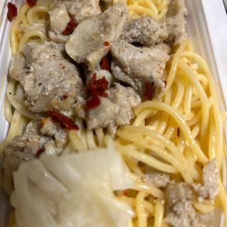 チキンたっぷりペペロンチーノ