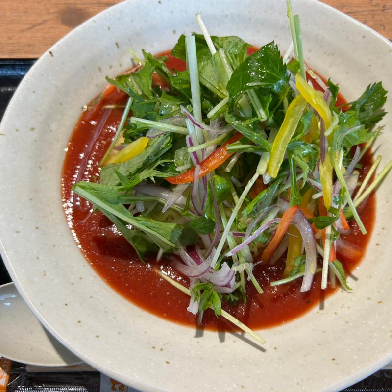 トマトサラダ涼麺(麺屋りんく)