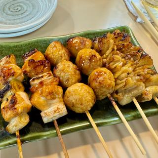焼き鳥（ねぎま、鶏皮、つくね)