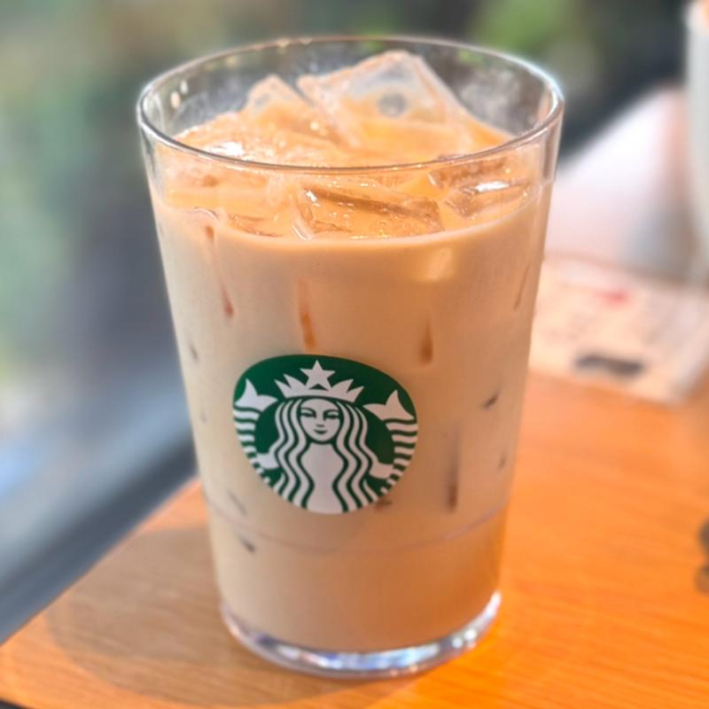 ホワイトモカ(スターバックス コーヒー 道の駅しもつけ店)