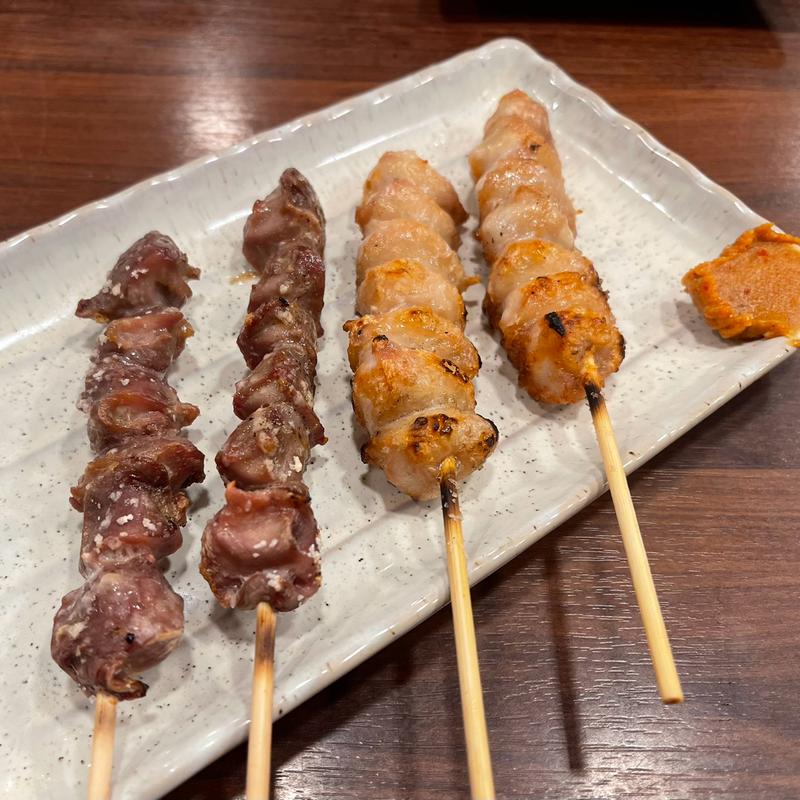 ぼんじり・砂肝(三好弥鶏料理)