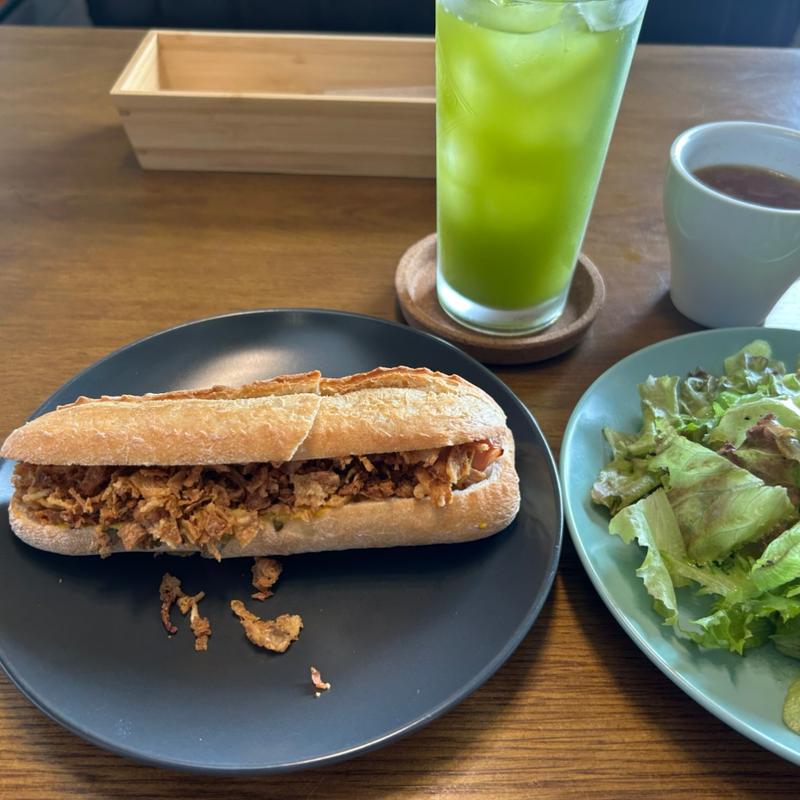 スエーデン風ホットドッグ(大乃珈琲 清水町徳倉店)