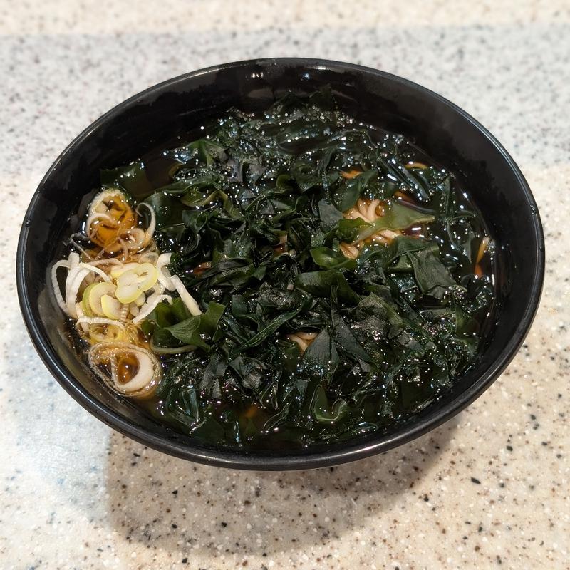 ワカメそば(名代 富士そば 浅草店 )