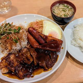 ミックスグリル定食