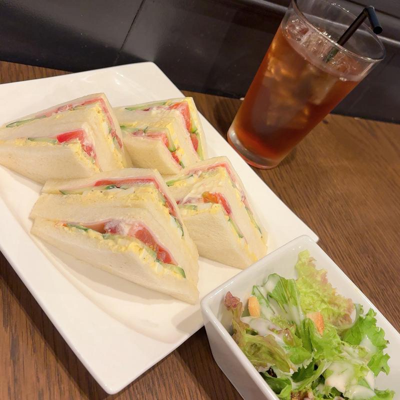 ビクトリアミックスサンドセット(喫茶ビクトリヤ)