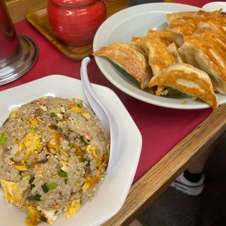 チャーハン(ぎょうざの笑平 睦店 )