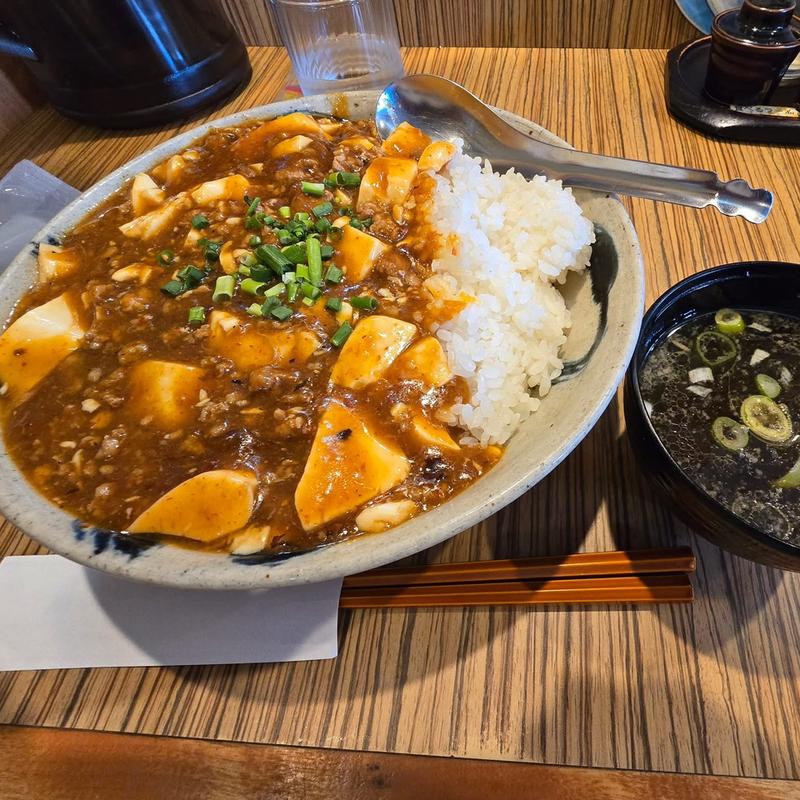 激辛麻婆豆腐(中華ダイニング たくみ)