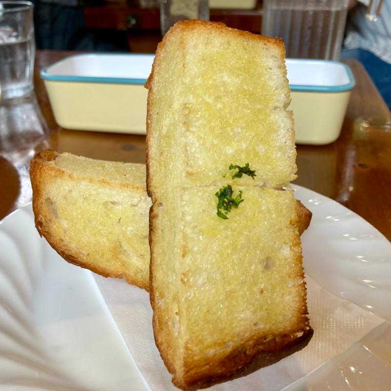 ガーリックトースト(Kuusi （クーシ）)