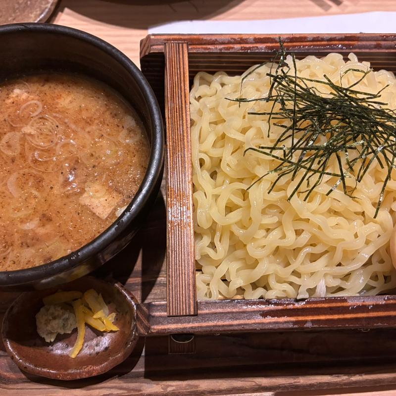 魚介つけ麺(八吉 新宿西口店)