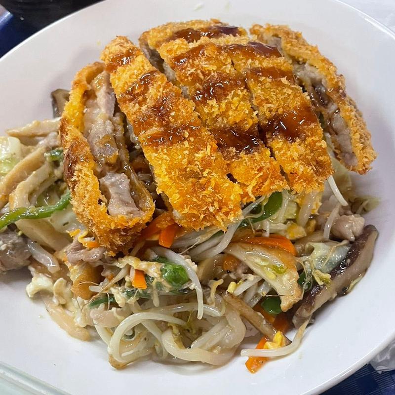 とんかつちゃんぽん(だるまそば )