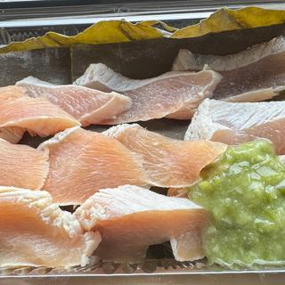 ムネ身昆布〆め(鶏屋 壱％)