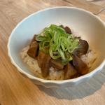 チャーシュー丼(金まる餃子)