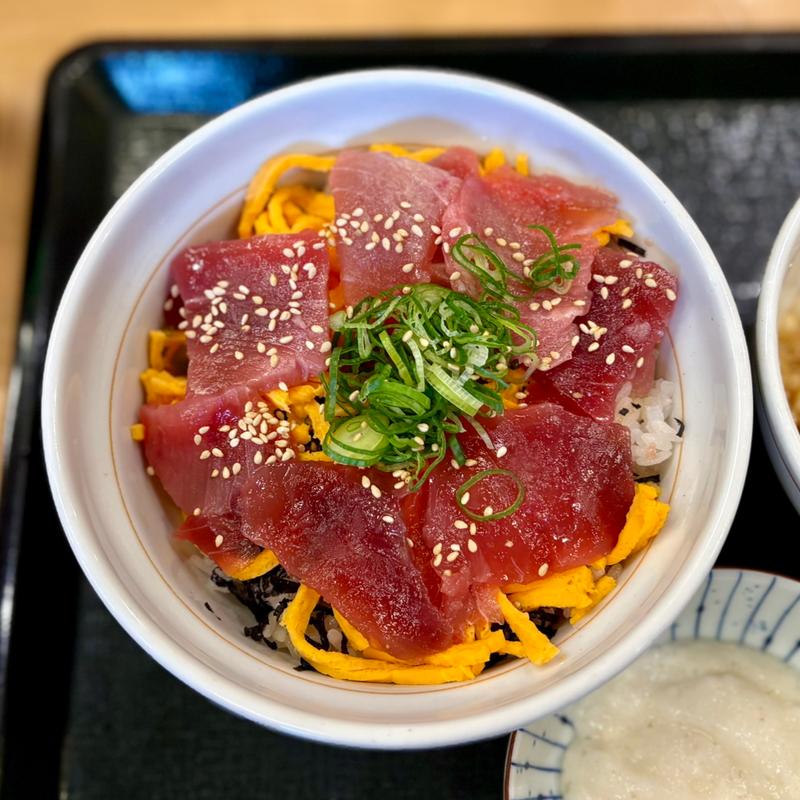 天然南まぐろ丼(なか卯 すすきの西店 )