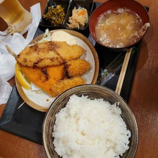 海鮮ミックスフライ定食