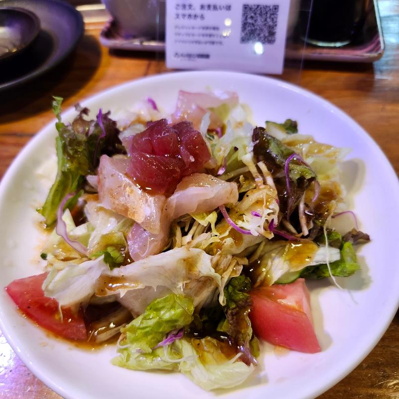 海鮮サラダ(海さん〜市)