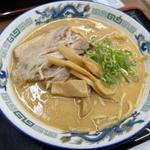 煮豚濃厚とんこつラーメン