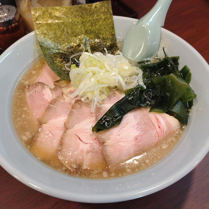 背脂豚骨 チャーシューメン(ラーメン神門)