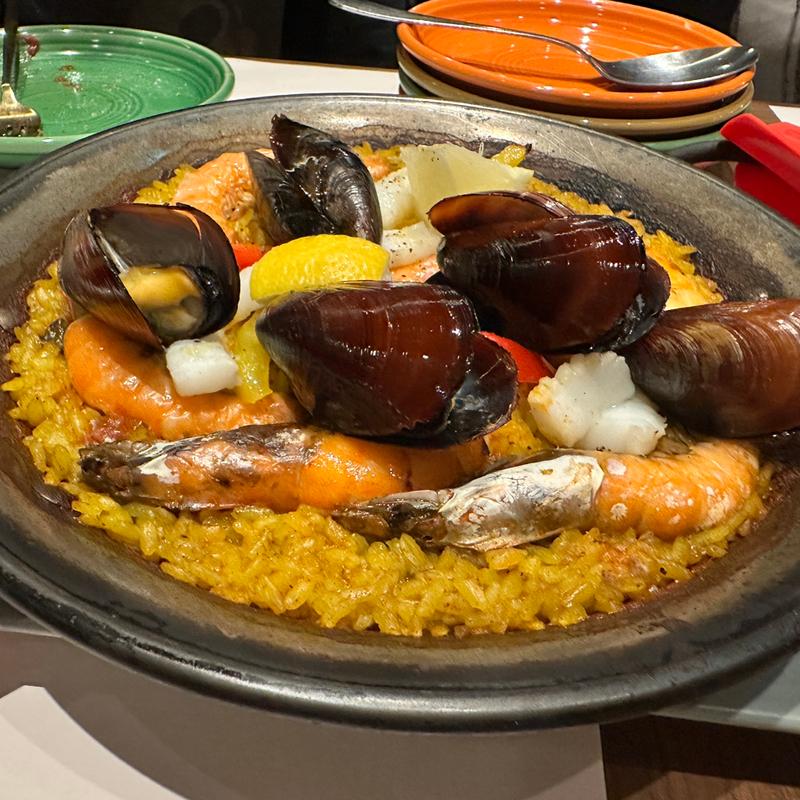 海老とムール貝のパエリャ(Bar Espanol PICAR)