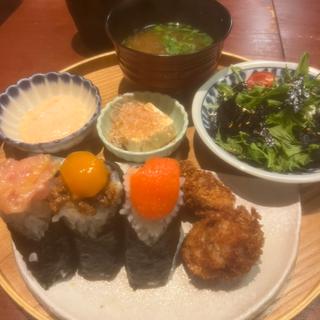 広島県産コシヒカリ越宝玉のおにぎり定食