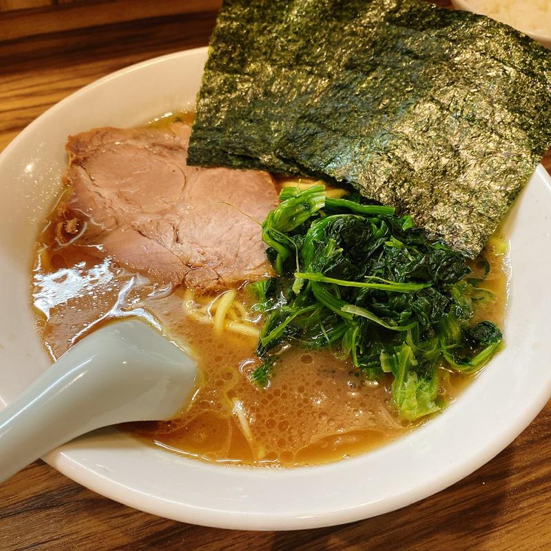 ラーメン　並(横浜家系らーめん 五丁目ハウス)