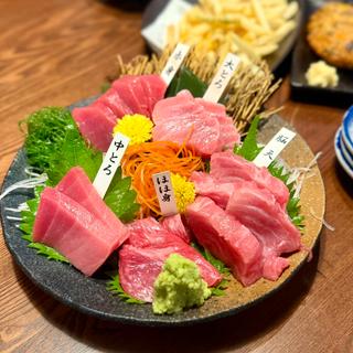 まぐろ各部位盛り合わせ(居酒屋 写楽)