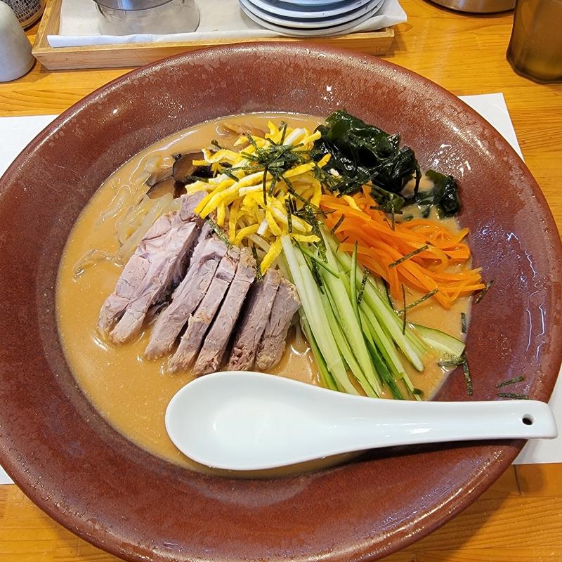 冷やし中華(ぎょうざ らーめん処 興兵衛)