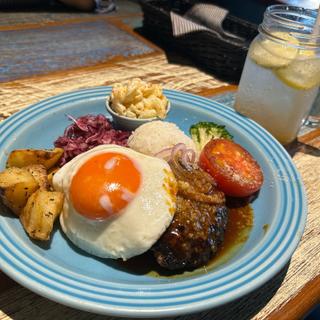 ハンバーグロコモコ