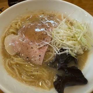 鶏白湯醤油