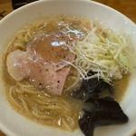 鶏白湯醤油
