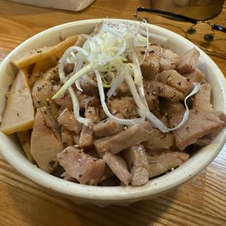 チャーシュー丼(麺や 一想)